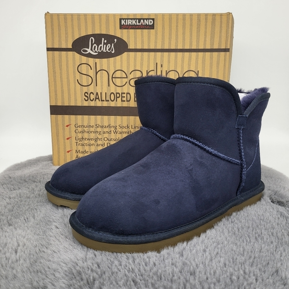 New Kirkland Signature Ladies' Shearling Scalloped Boot Size 6